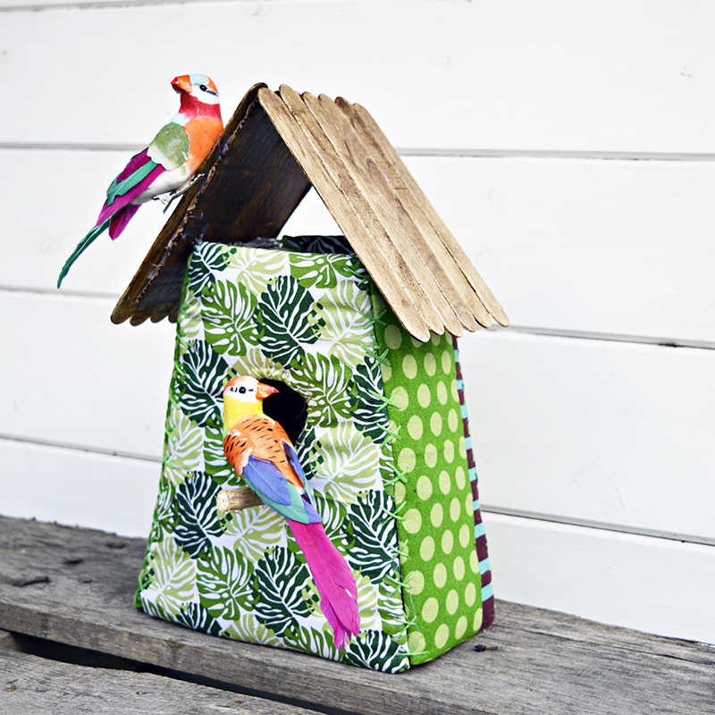 How to make the roof of your tropical fabric birdhouse