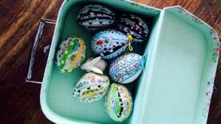 No Sew Patchwork Fabric Easter Eggs