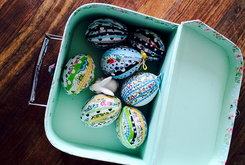 No Sew Patchwork Fabric Easter Eggs