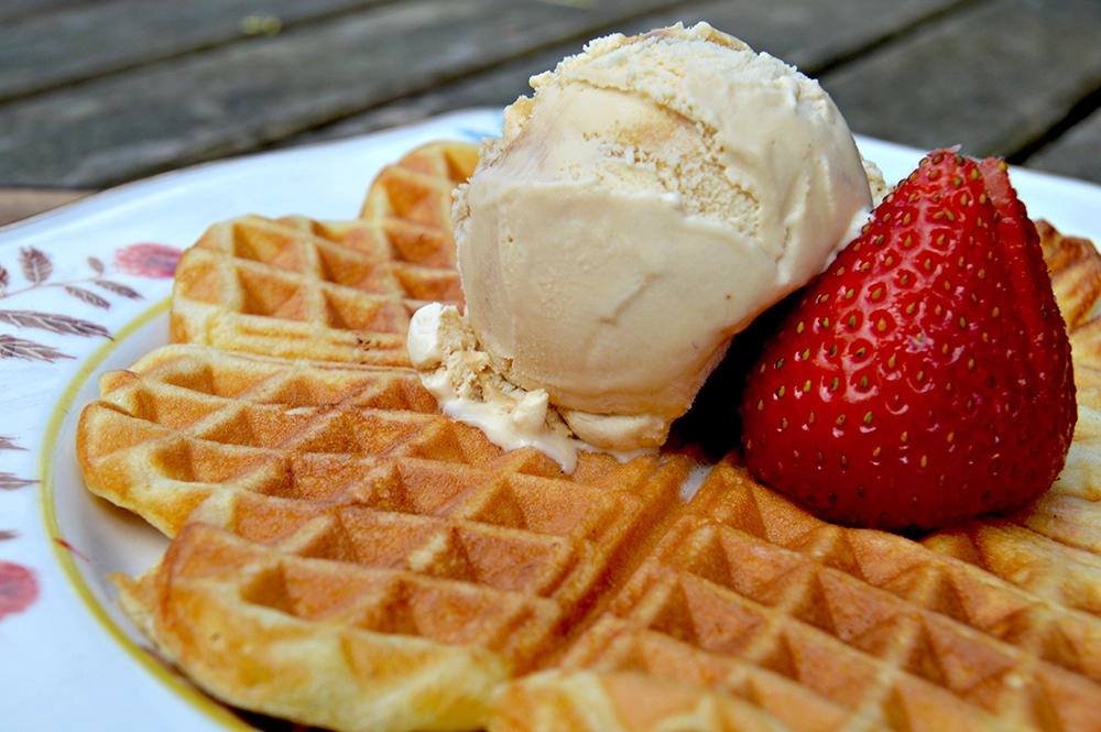 Wenche's Norwegian waffles and ice cream 