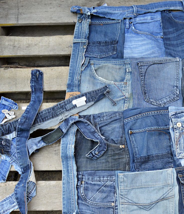 Tutorial for a Great Denim Pocket Organizer Pillar Box Blue