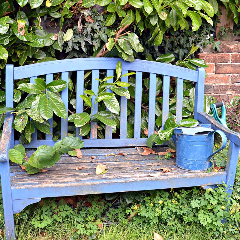 Bench before upcycle
