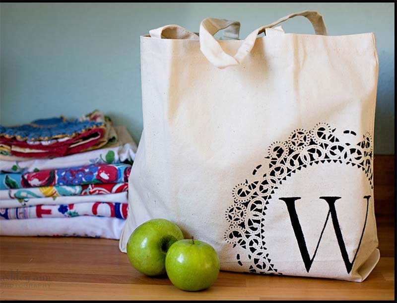 monogrammed gifts Monogram Bag - Great tutorial