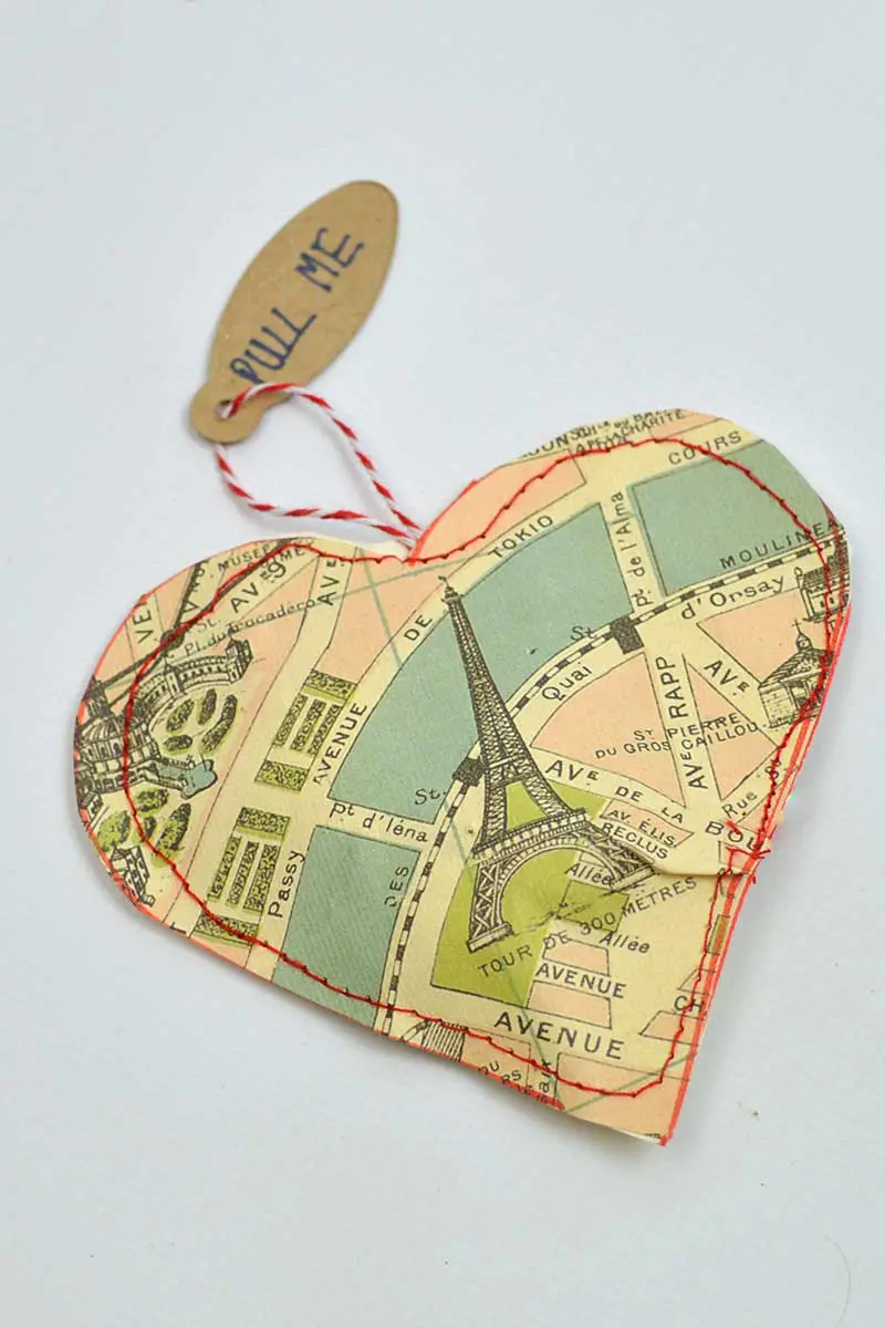 Map heart treat bag Paris