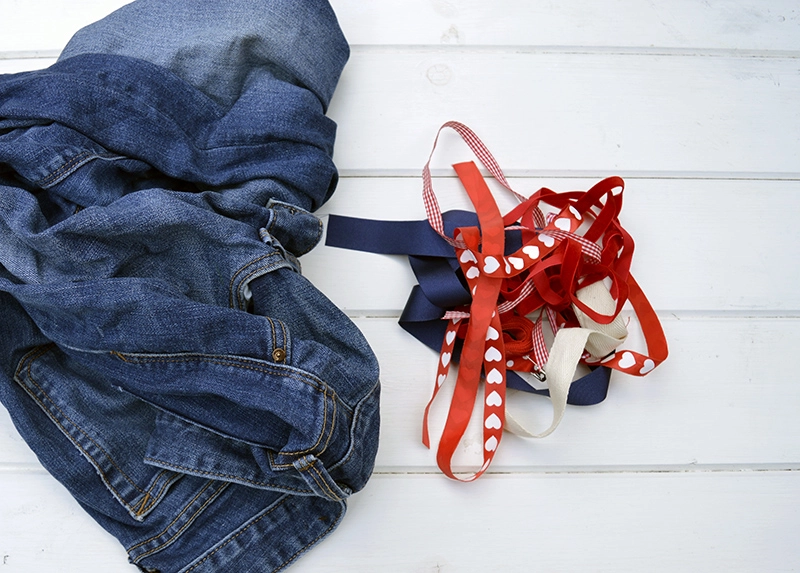 Upcycled denim bunting 2 ways