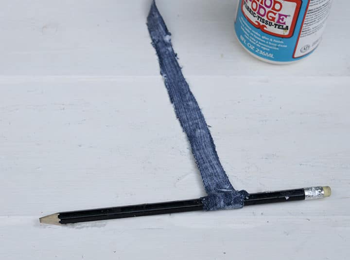 making denim beads for necklace with scraf