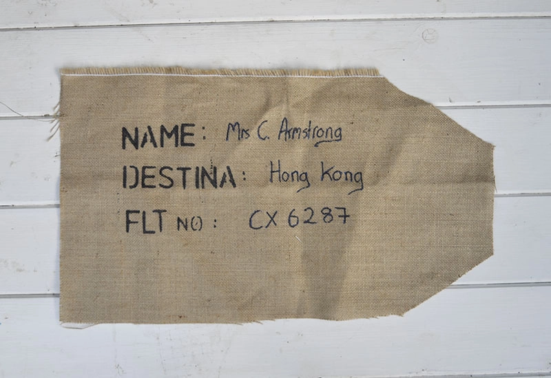 map-burlap-pillows-luggage-tags