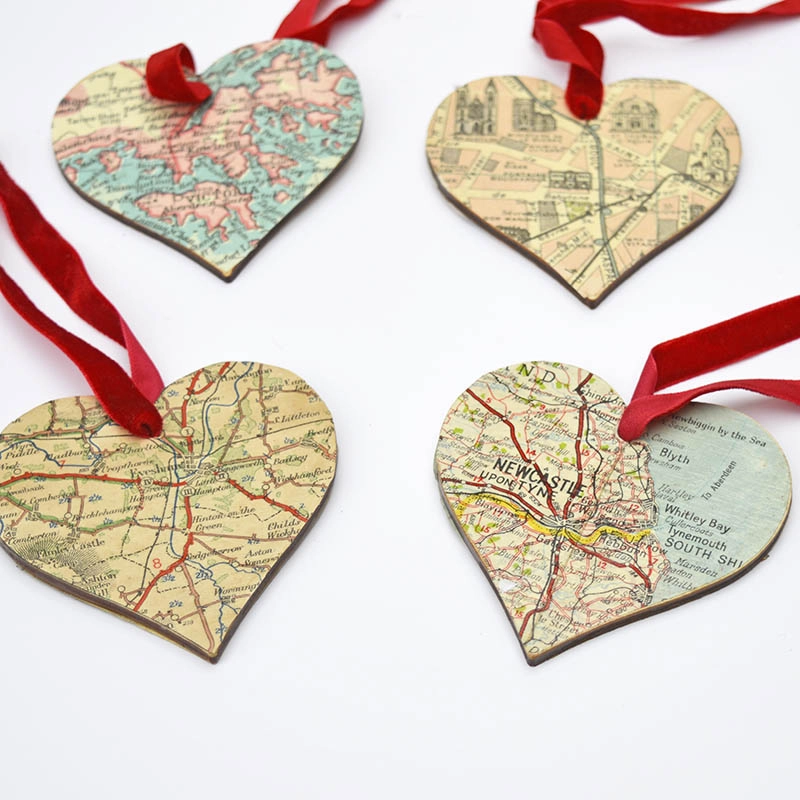 DIY map heart ornament for that extra special personalised gift.