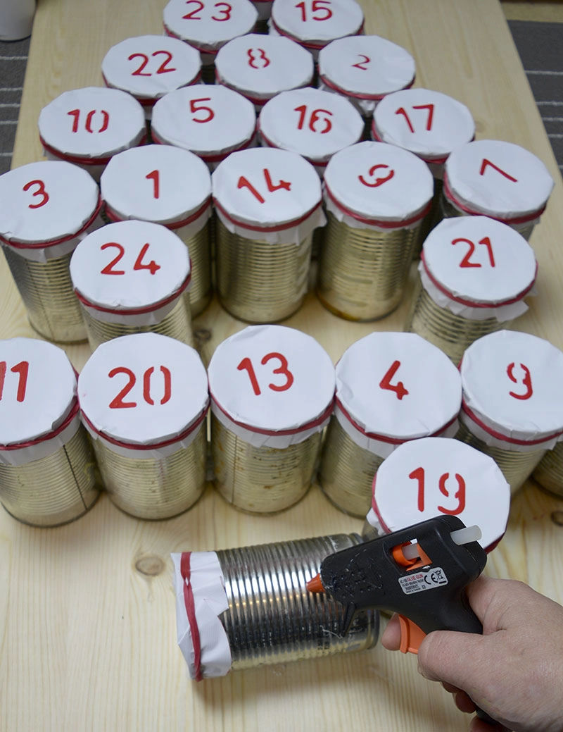 upcycled-advent-calendar-tin-cans-glueing-s