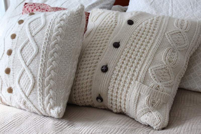 Five easy and inspired amazing sweater pillows - Pillar Box Blue