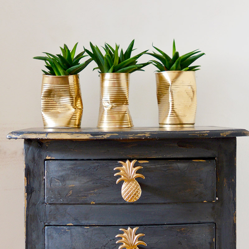 10 minute planter craft.  Trio of crushed gold can DIY planters.  For that shabby glam look.