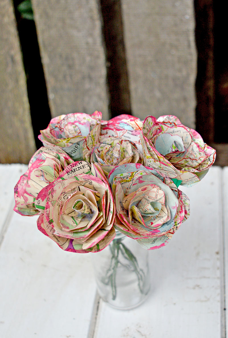 How to make map roses.  Lovely home decoration and great Valentines gift.  Flowers that don't wilt and die.