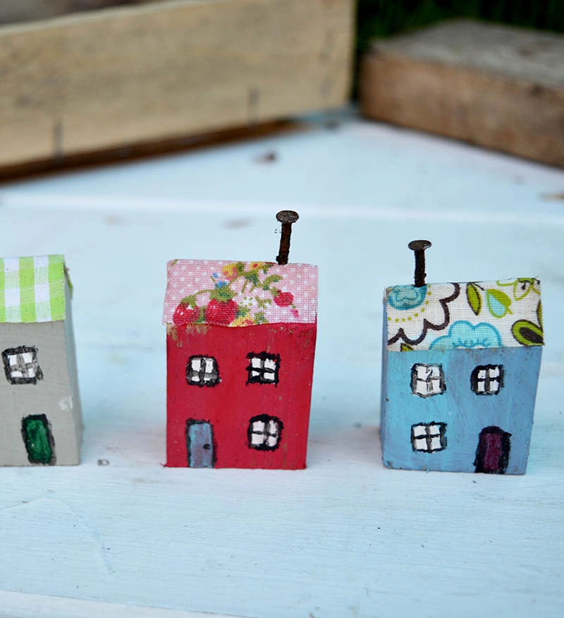 Painted wooden houses for wall key holder
