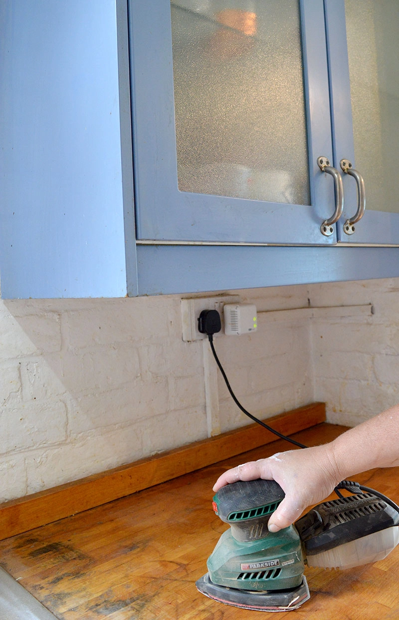 sanding worktops