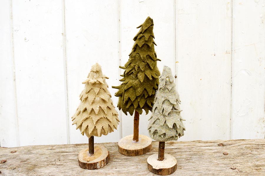 How to make cute upcycled felt Christmas trees from old sweaters