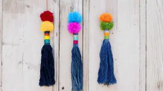 how to make denim tassels from old jeans