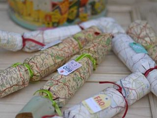 DIY christmas crackers