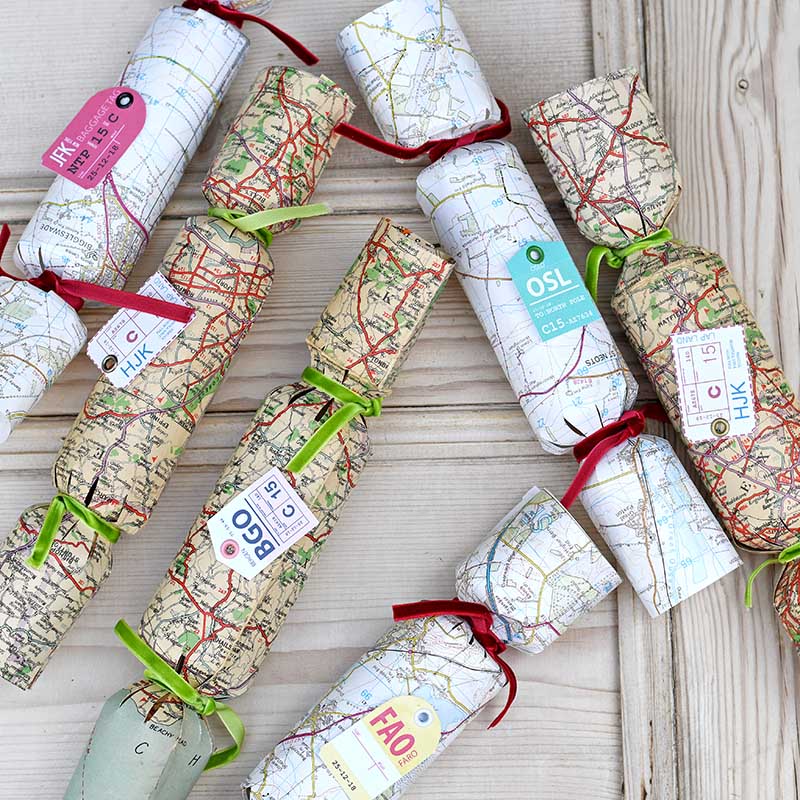 Make your own christmas crackers with vintage maps 