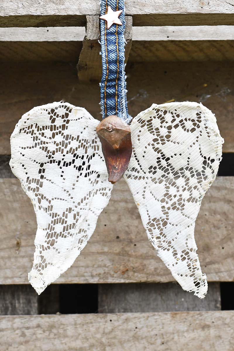 doily angel wings Christmas ornament