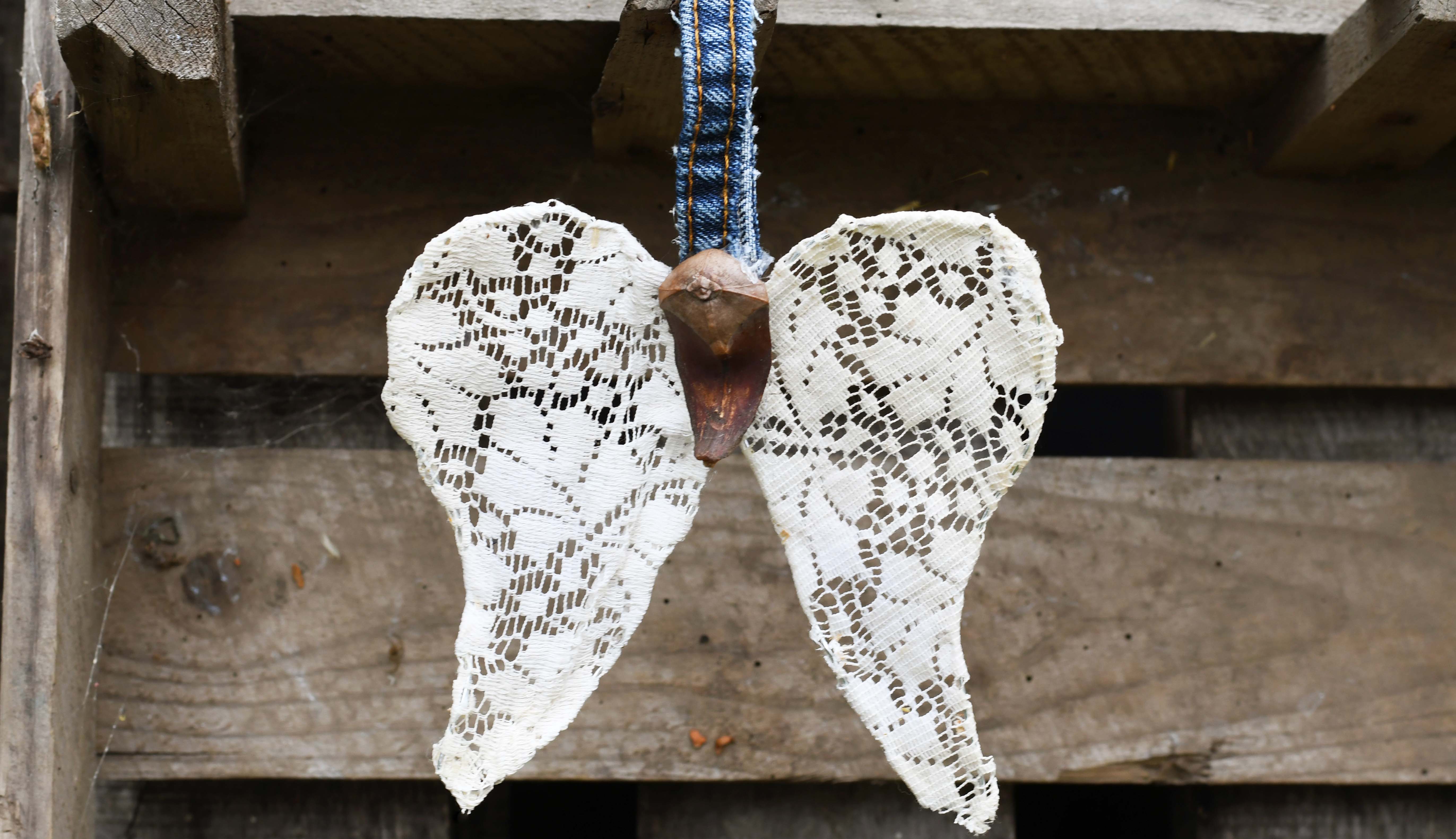 doily angel wings Christmas ornament