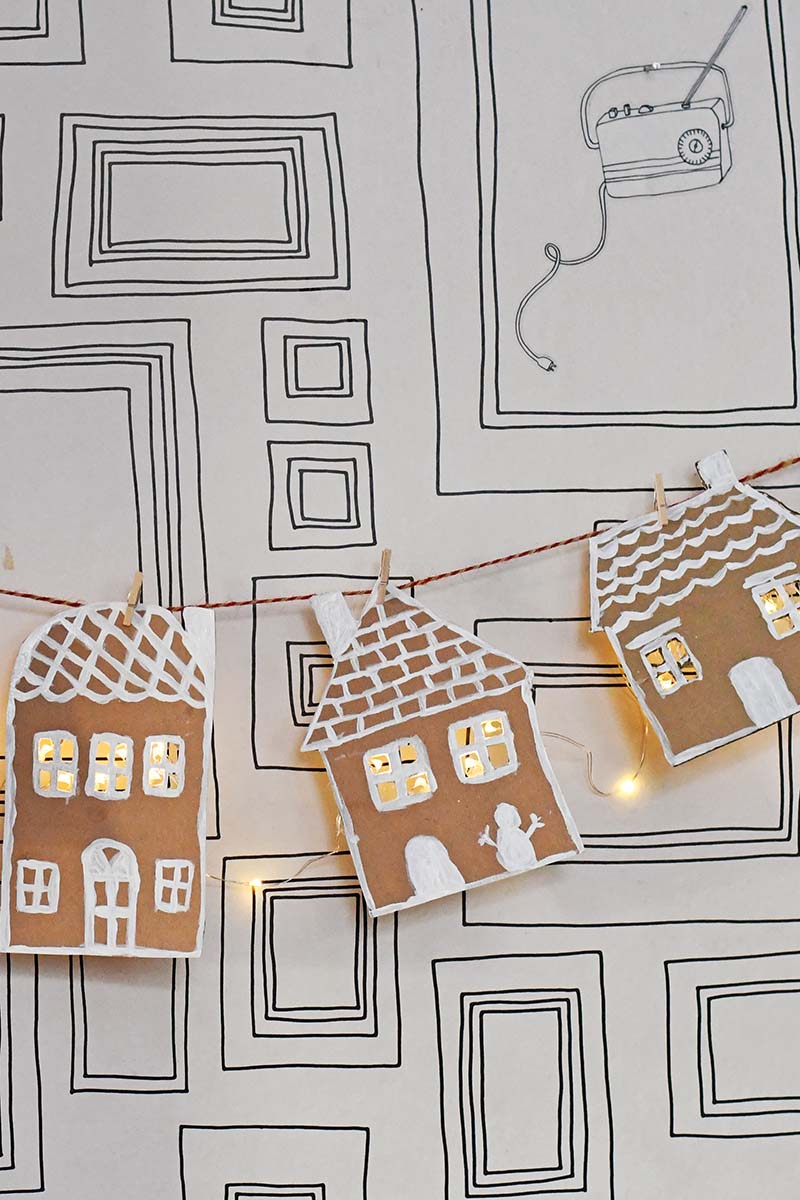 gingerbread house garland