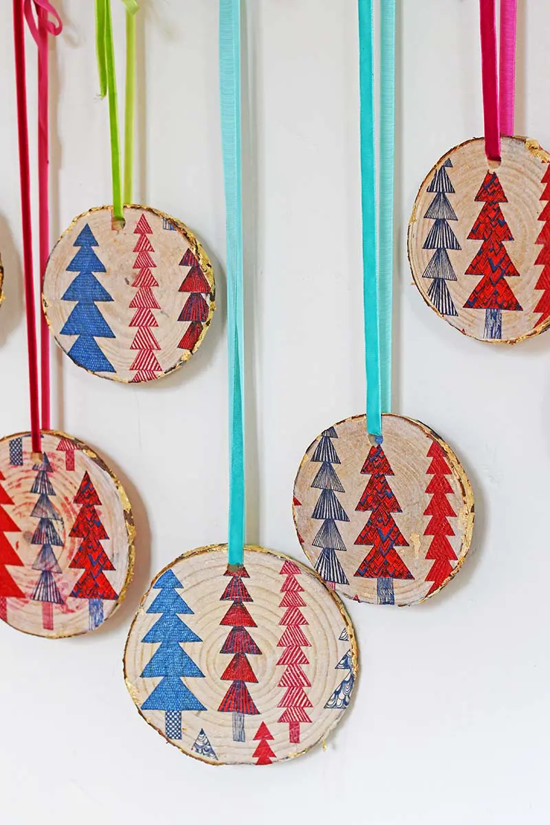 DIY Wood slice Nordic Christmas Decorations