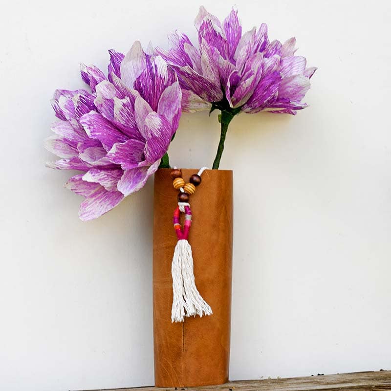 Boho DIY Vase and giant paper flowers