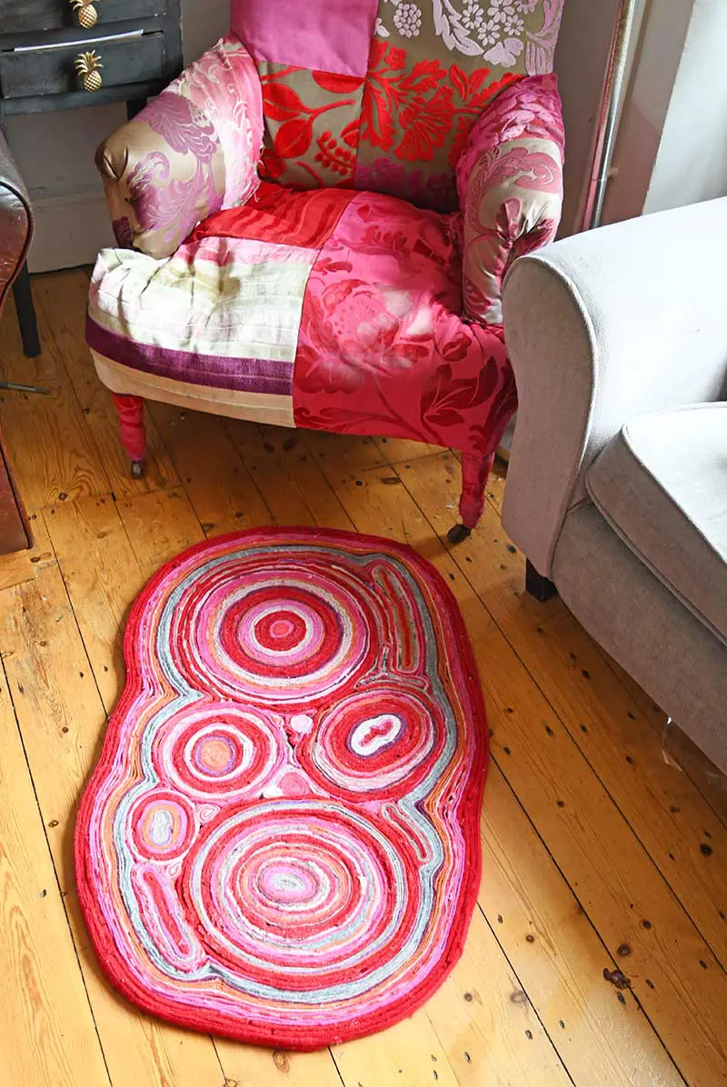 clever sweater upcycle Felt rug
