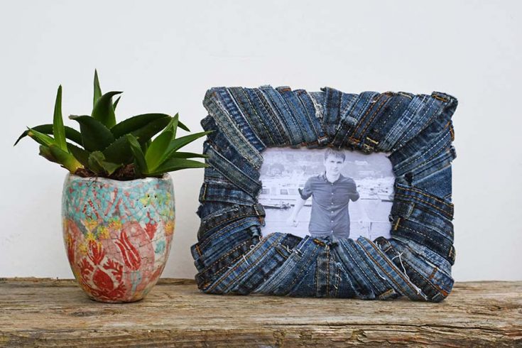 https://www.pillarboxblue.com/wp-content/uploads/2019/07/Belt-loops-denim-frame-finished-ft-s-735x490.jpg