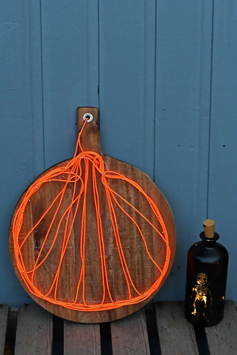 Light up pumpkin decoration