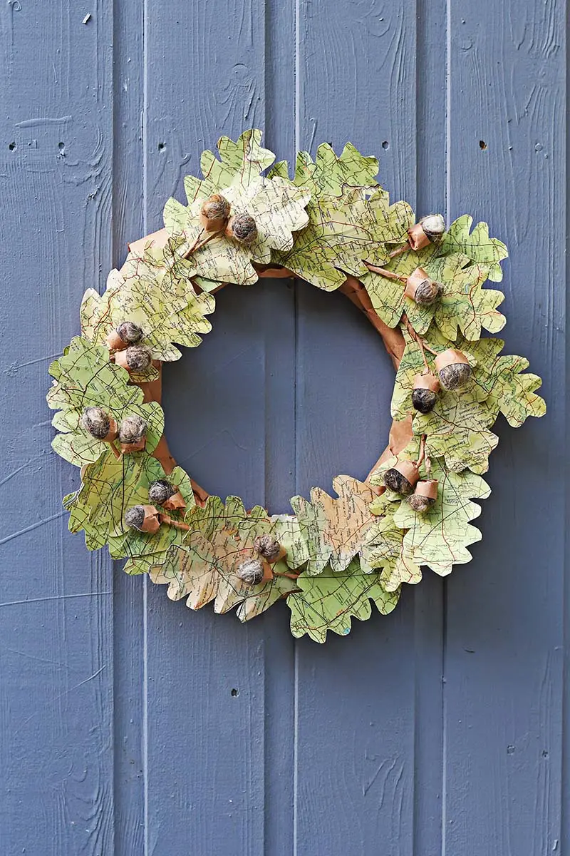 Map leaf wreath door