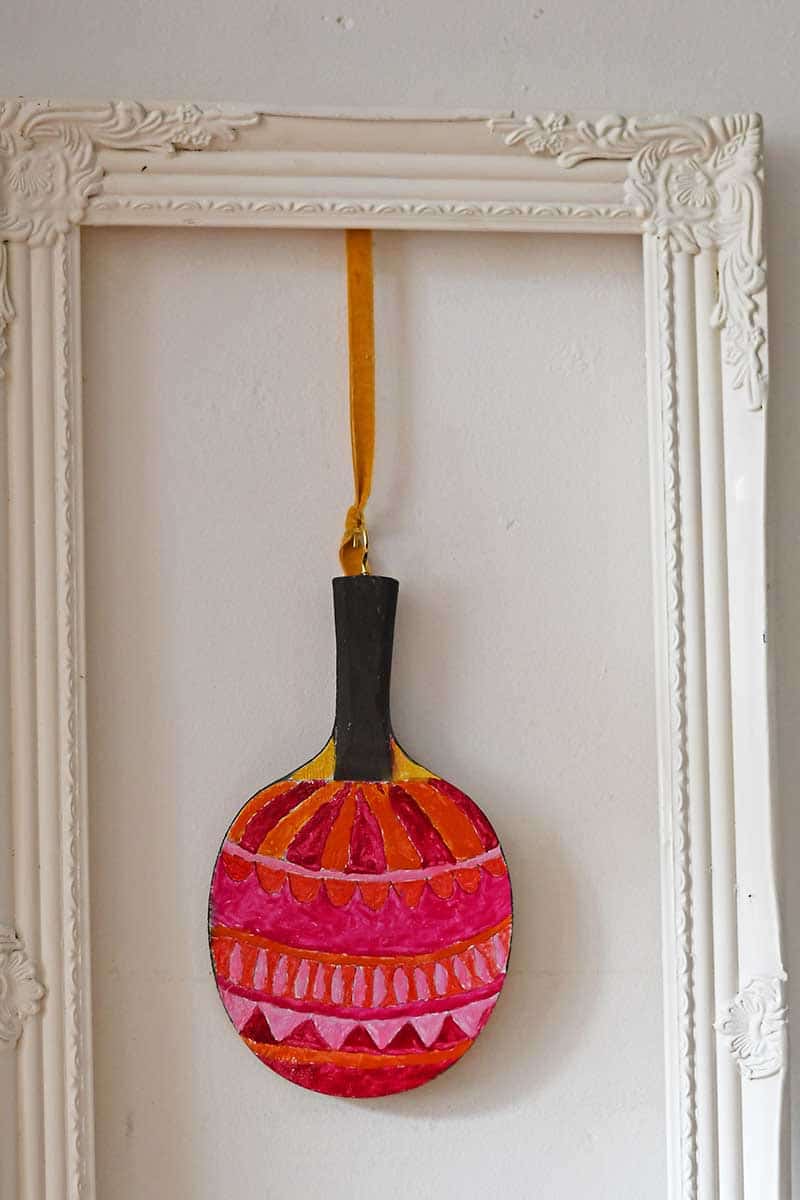 Hanging the upcycle bauble from a frame