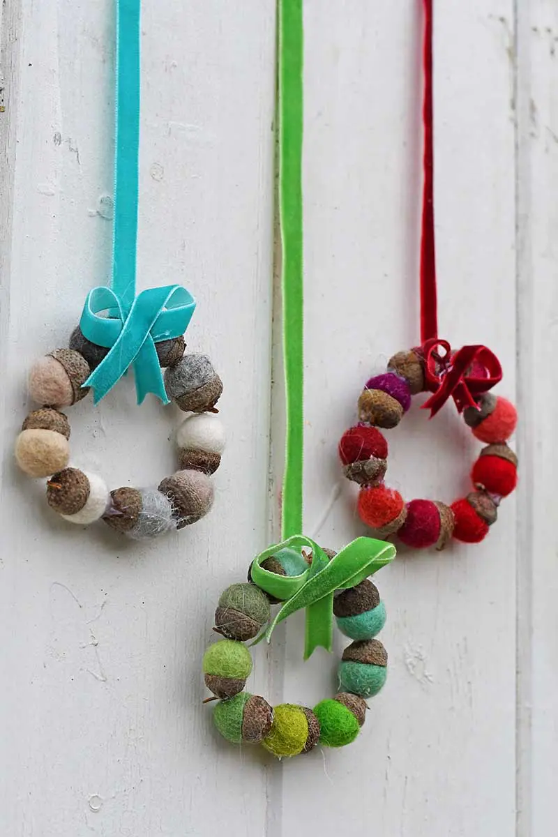 mini Christmas wreaths