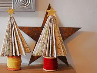 DIY map paper Christmas trees