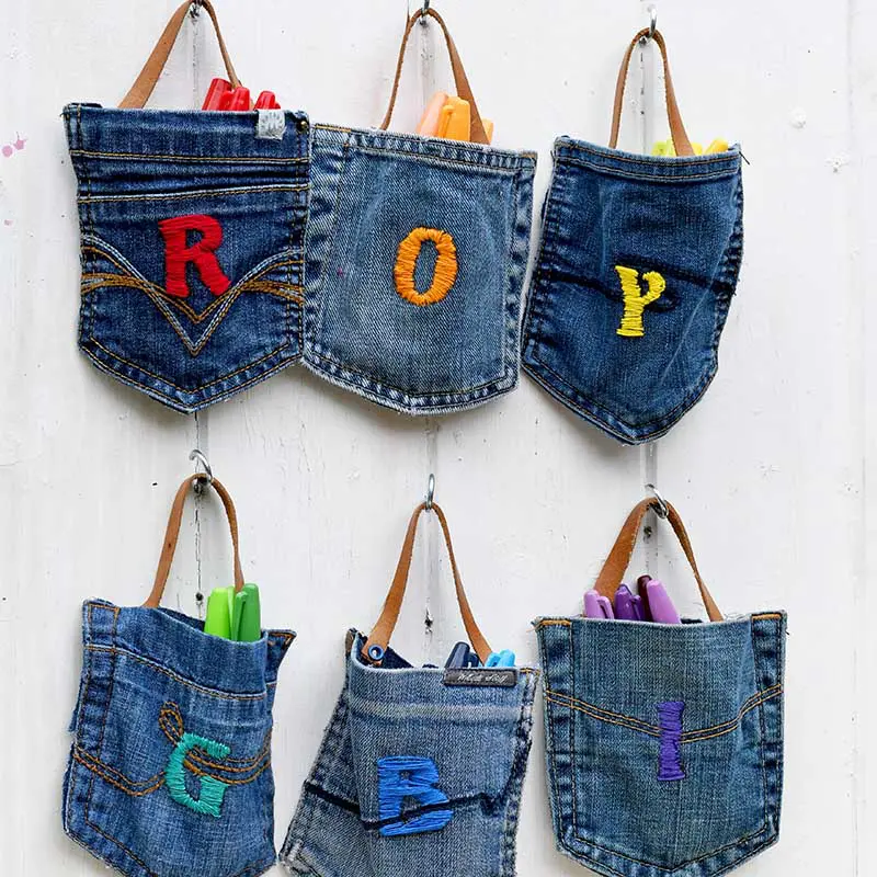 Hanging denim pockets