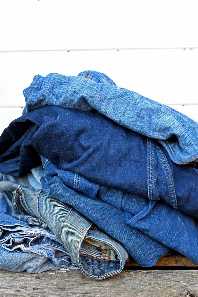 Old Jeans for upcycling