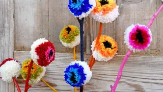 DIY Pom Pom Flowers