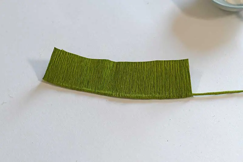 folding the leaf 