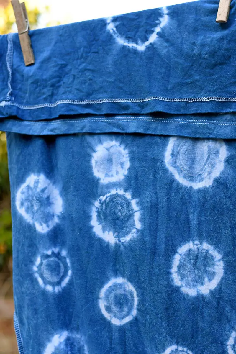 Shibori indigo dying