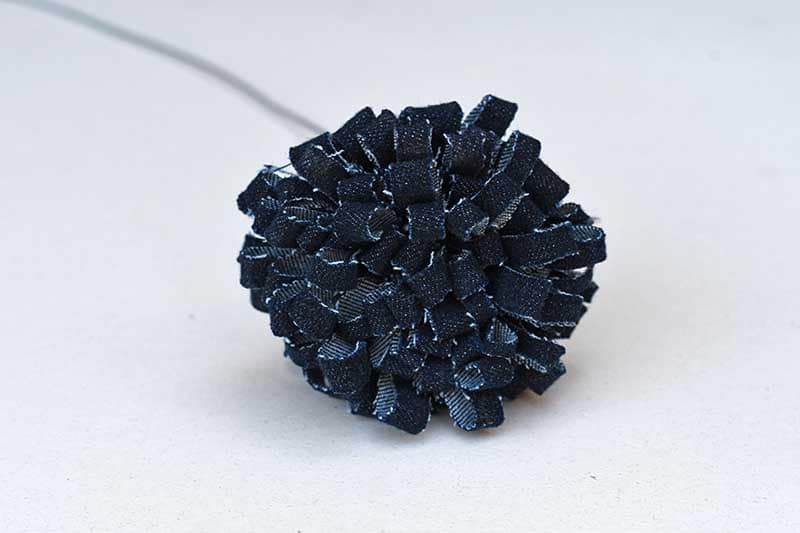 wrapped pom pom jean flowers