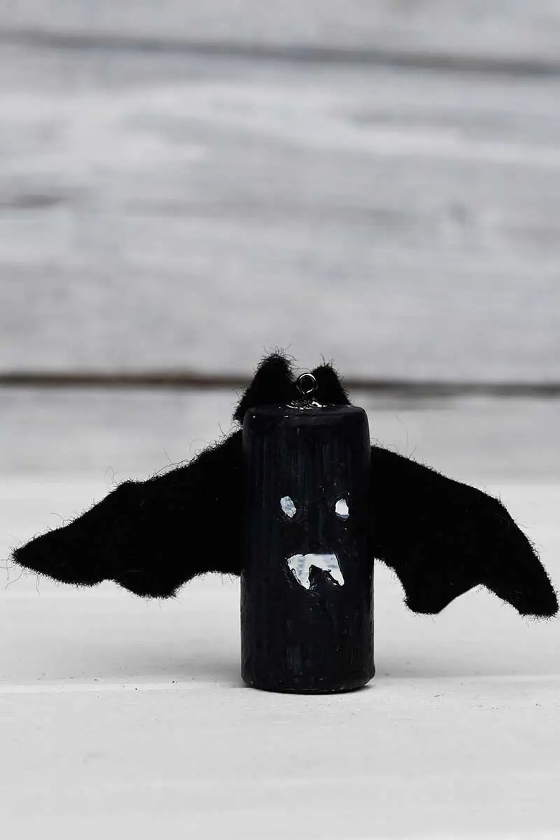 Bat wine cork