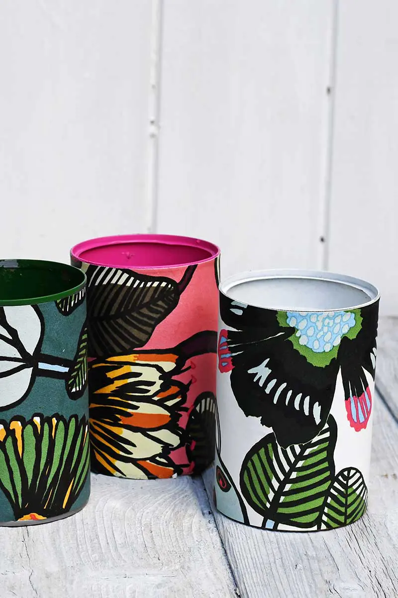 Crafting with wallpaper marimekko pen pots