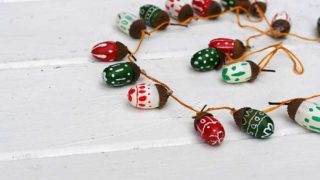 painted acorn Christmas decoration garland