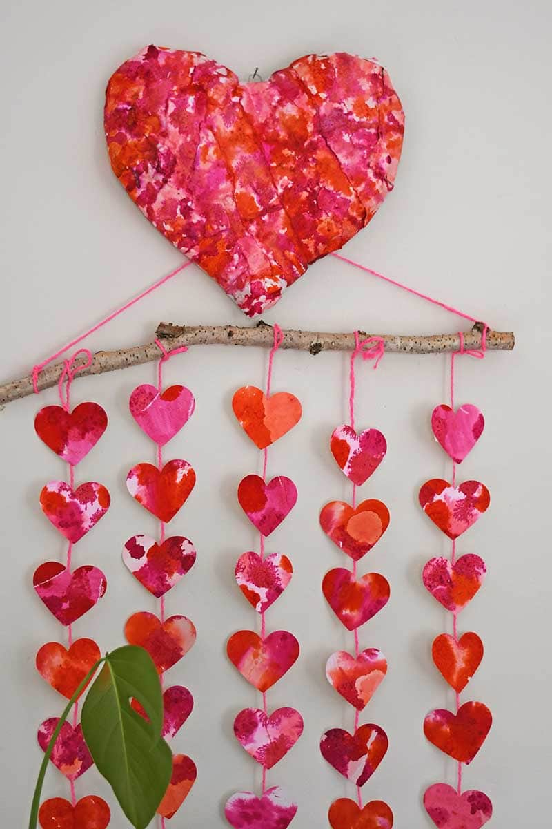 Valentine's paper decoration