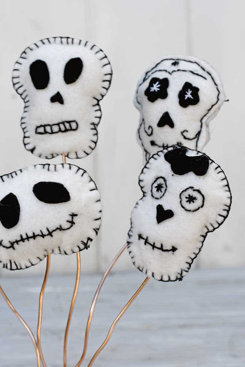 Skull felt Halloween decoration