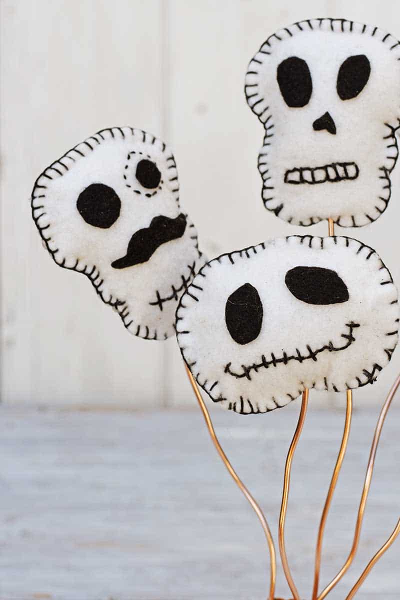 Skull felt Halloween decoration