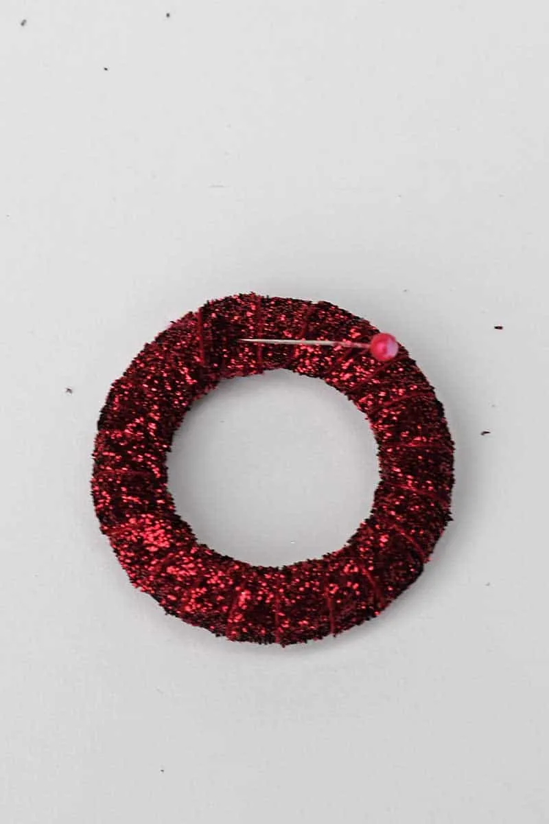 Glitter ribbon curtain ring