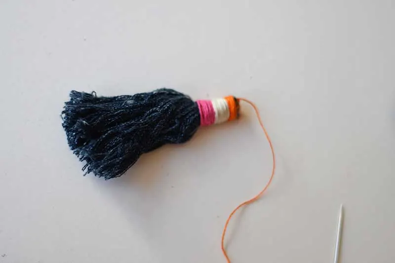 Making a denim tassel