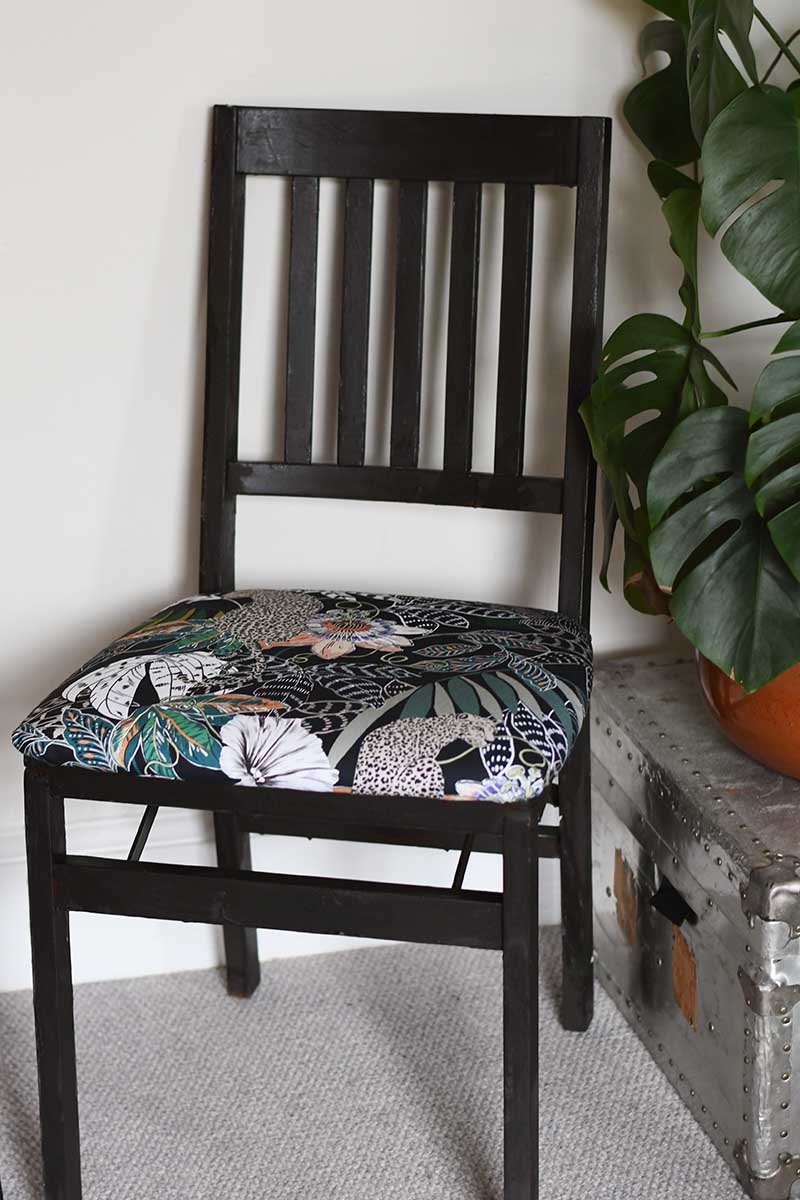 Tropical tea towel chair