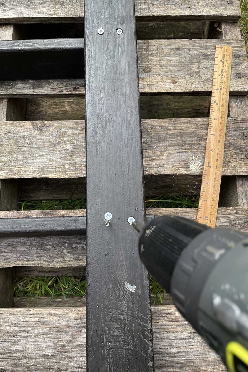 How To Upcycle Bed Slats Into Cool Decor Pillar Box Blue